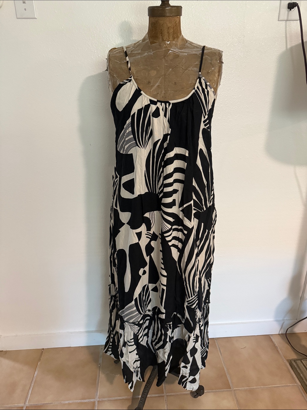 Nwt Raviya Women’s Sleeveless Print Swim Coverup Dress Size S